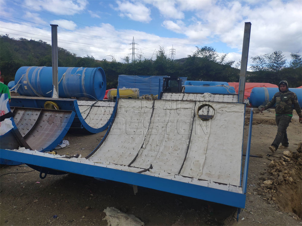 多米尼加16噸廢舊輪胎煉油現場第5張